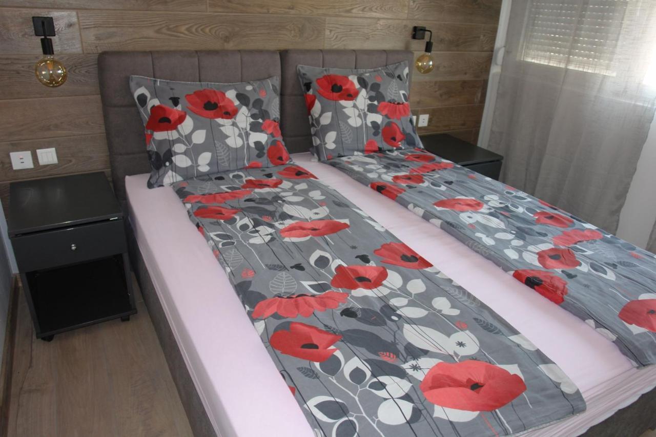 Apartmani Milokanovic 冯塔纳 外观 照片