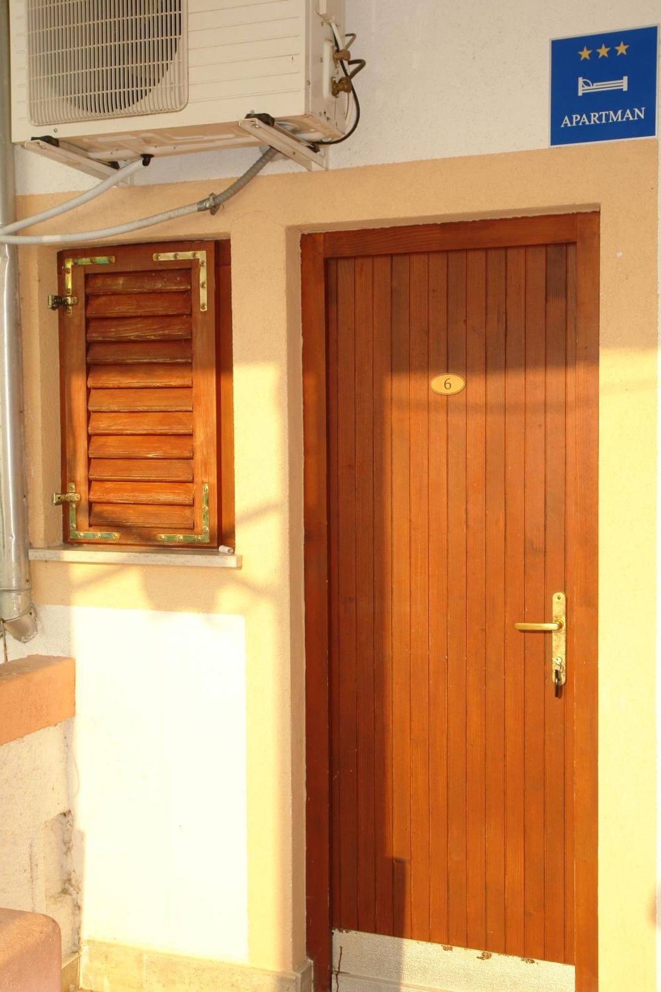 Apartmani Milokanovic 冯塔纳 外观 照片